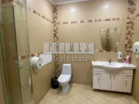 комерційна за адресою Велика Васильківська вул. (Червоноармійська), 84/20