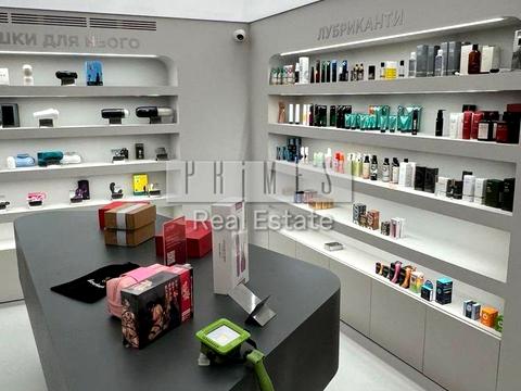 комерційна за адресою Київ, Басейна вул., 1/2