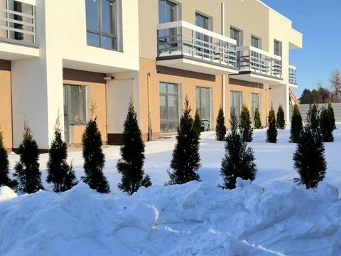 будинок за адресою Коновальця, 48