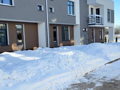 будинок за адресою Коновальця, 48