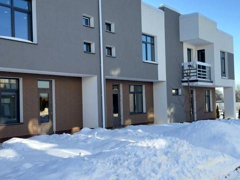 будинок за адресою Коновальця, 48