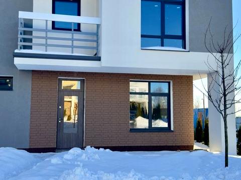 будинок за адресою Коновальця, 48