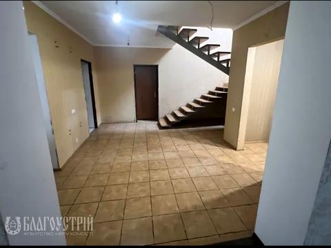 дом по адресу Павла Скоропадского ул. (Фадєєва), 10