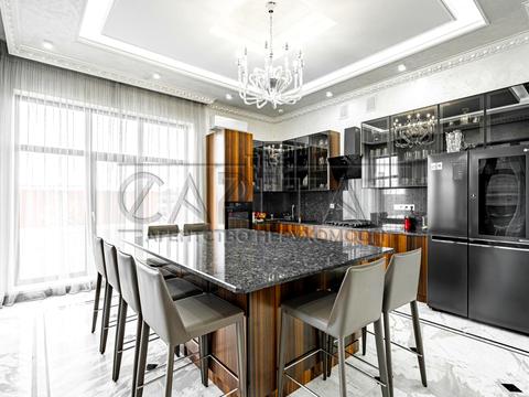 дом по адресу 3-я Строителей ул.