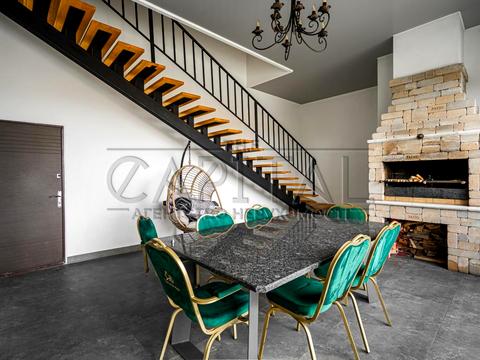 дом по адресу 3-я Строителей ул.