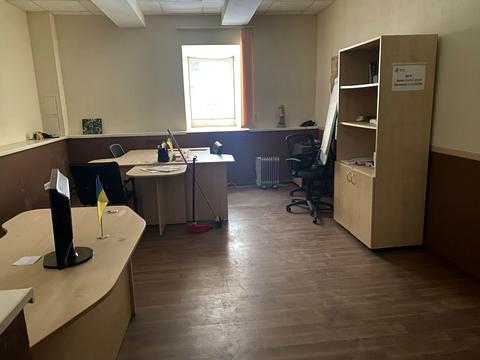 коммерческая по адресу Банковая ул., 3