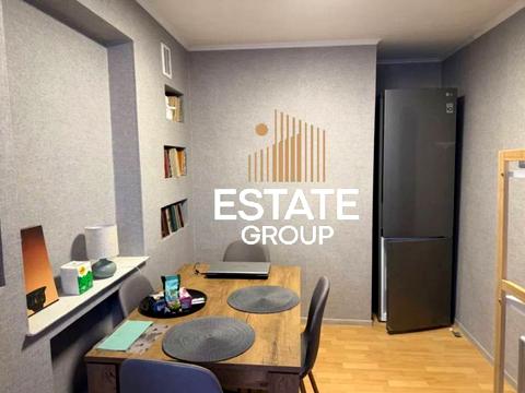 квартира за адресою Богдана Хмельницького просп. (Героїв Сталінграда), 8-Е