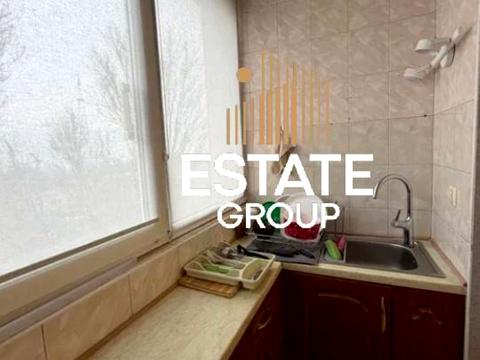 квартира за адресою Богдана Хмельницького просп. (Героїв Сталінграда), 8-Е