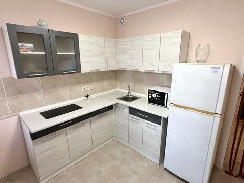 квартира за адресою Зої Гайдай вул., 9-А