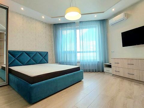 квартира за адресою Київ, Зарічна вул., 1-В