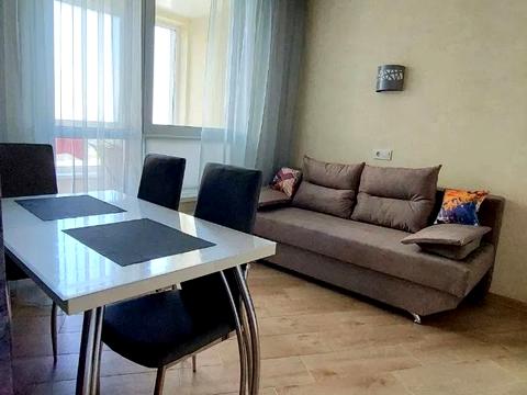 квартира за адресою Київ, Зарічна вул., 1-В