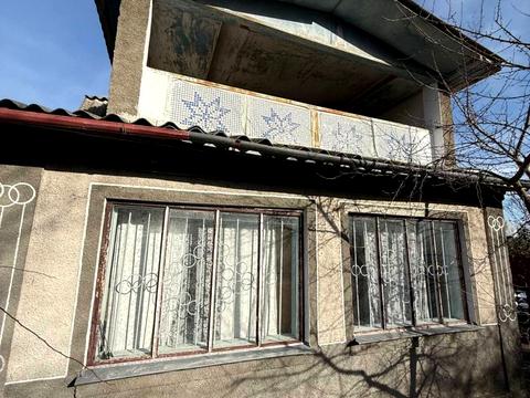 будинок за адресою Вишнева, 2