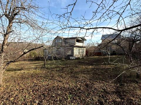 будинок за адресою Вишнева, 2