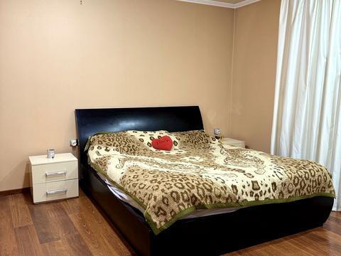 квартира за адресою Дарницький бульв., 8