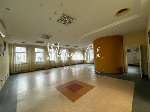 коммерческая по адресу Владимира Моссаковского ул. (Клари Цеткін), 1-А