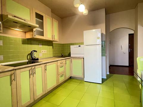 квартира за адресою Регенераторна вул., 4 к7