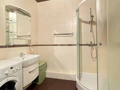 квартира за адресою Регенераторна вул., 4 к7