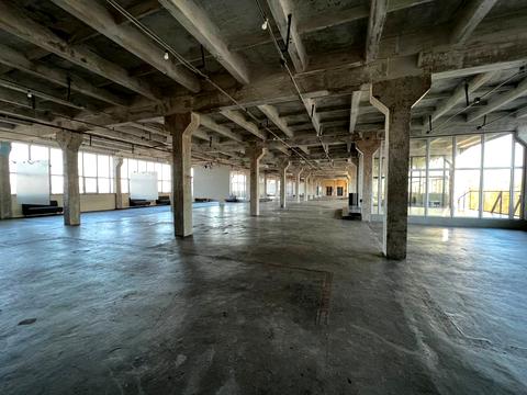 комерційна за адресою Ольгерда Бочковського вул., 1