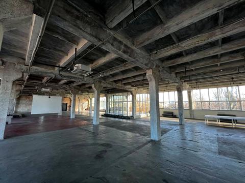 комерційна за адресою Ольгерда Бочковського вул., 1