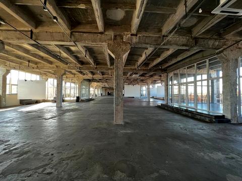 комерційна за адресою Ольгерда Бочковського вул., 1