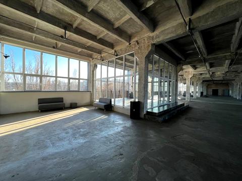 комерційна за адресою Ольгерда Бочковського вул., 1