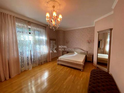 будинок за адресою Кленова вул., 57