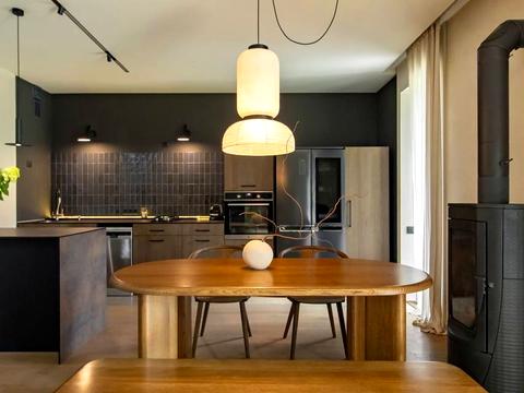 дом по адресу Евгения Коновальца ул., 49