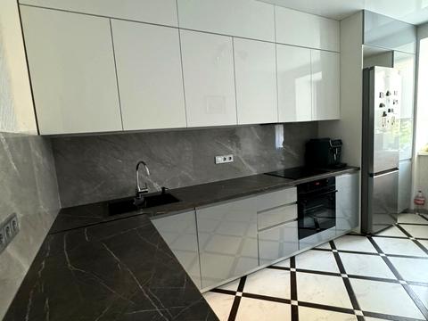 квартира по адресу Свободы ул., 32