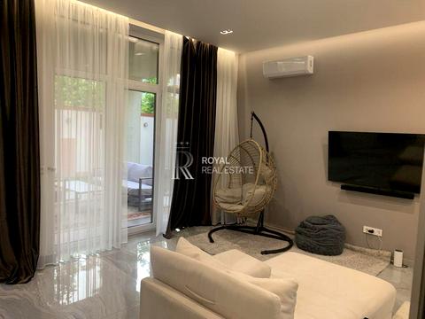 будинок за адресою Товарна вул., 14а