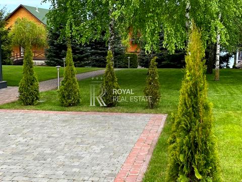 будинок за адресою с. Вишеньки, Кар'єрна вул., 8