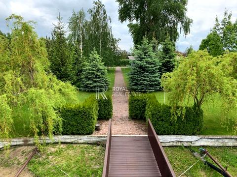 будинок за адресою с. Вишеньки, Кар'єрна вул., 8