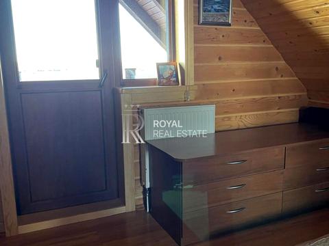 будинок за адресою с. Вишеньки, Кар'єрна вул., 8