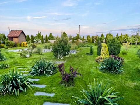 дом по адресу Ивана Франко ул. (Комунарська)