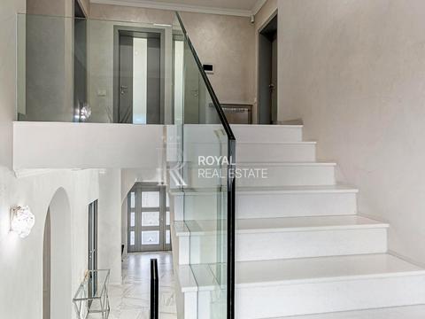 дом по адресу Ивана Франко ул. (Комунарська)