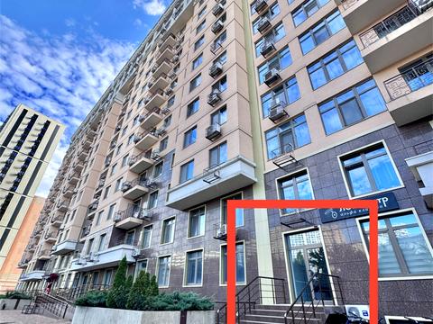 коммерческая по адресу Литературная ул., 8