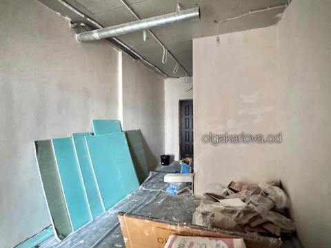 коммерческая по адресу Литературная ул., 8