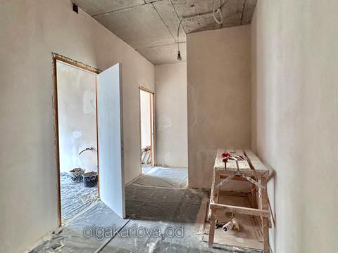 коммерческая по адресу Литературная ул., 8