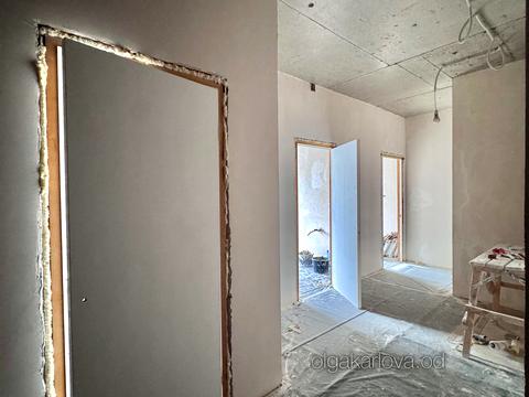 коммерческая по адресу Литературная ул., 8