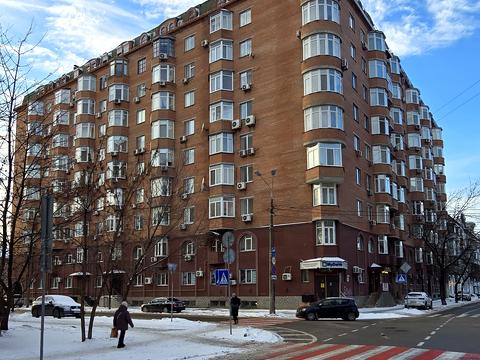 квартира за адресою Введенська вул., 27/51