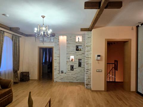 квартира за адресою Введенська вул., 27/51