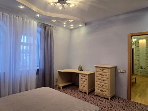 квартира за адресою Введенська вул., 27/51