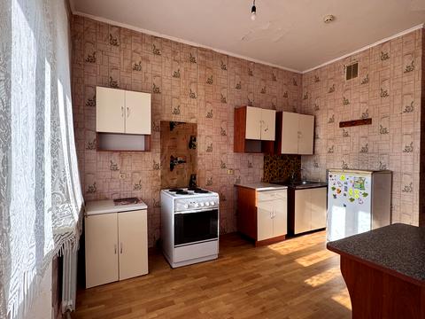 квартира за адресою Срібнокільська вул., 3-В