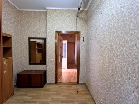 квартира за адресою Срібнокільська вул., 3-В