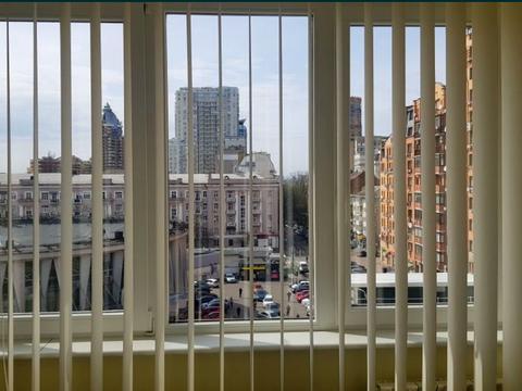 квартира за адресою Панаса Мирного вул., 5