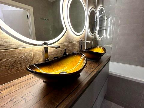 квартира за адресою Михайла Максимовича вул. (Онуфрія Трутенка), 26-Б