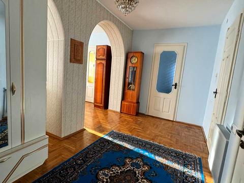 будинок за адресою Володимира Великого вул.