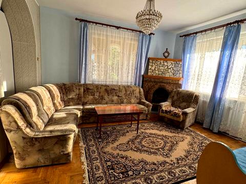 будинок за адресою Володимира Великого вул.