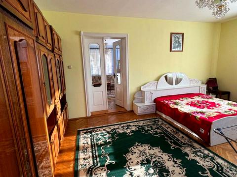 будинок за адресою Володимира Великого вул.