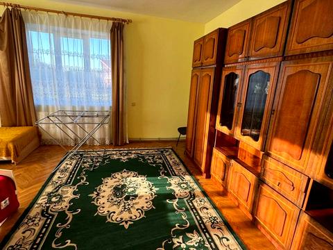 будинок за адресою Володимира Великого вул.