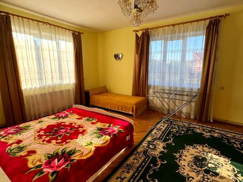 будинок за адресою Володимира Великого вул.